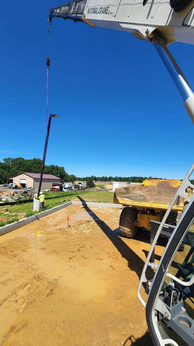 Light pole setting lift