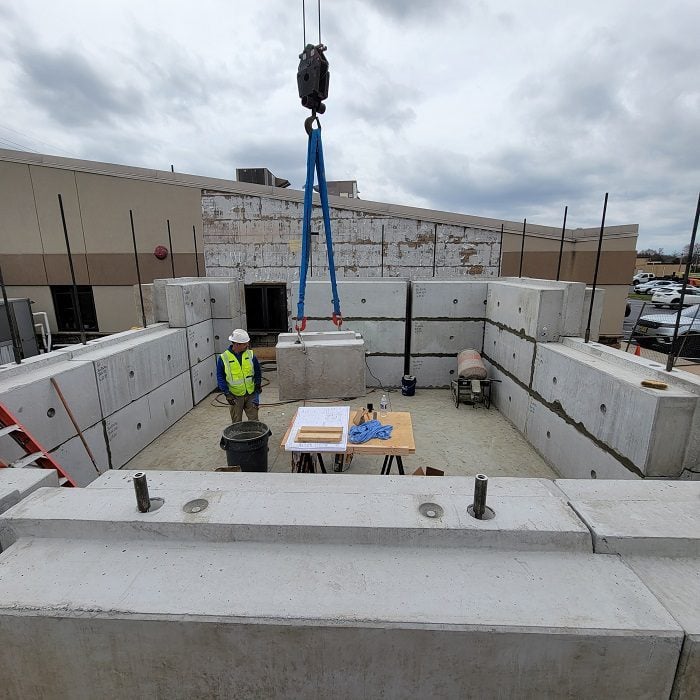Precast concrete panel lift