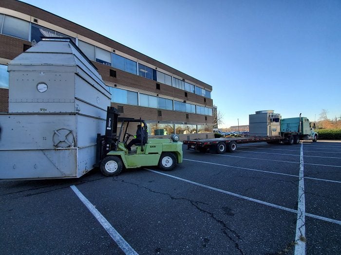 Specialty rigging lift